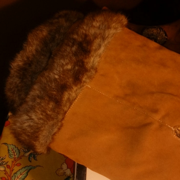 Cute knee high boots - Picture 6 of 6